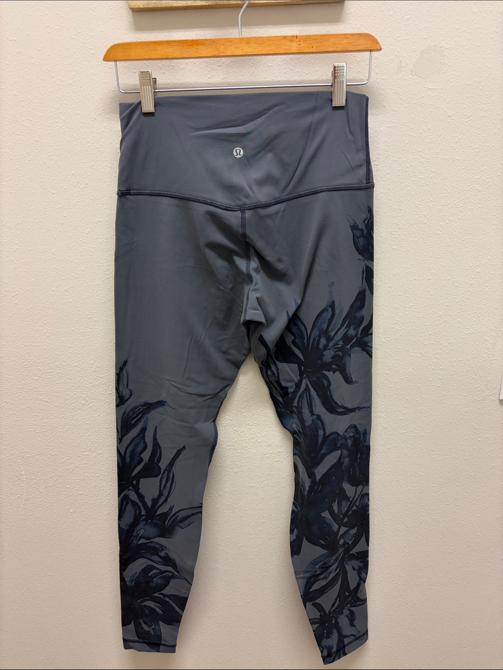 lululemon align high rise pant 28" - Picture 3 of 3